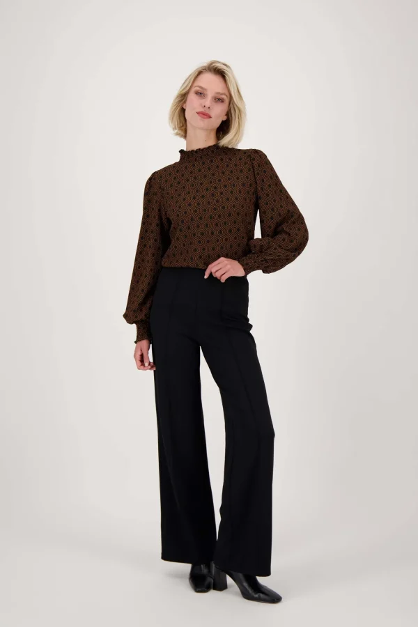 Outlet col met blockprint Tops