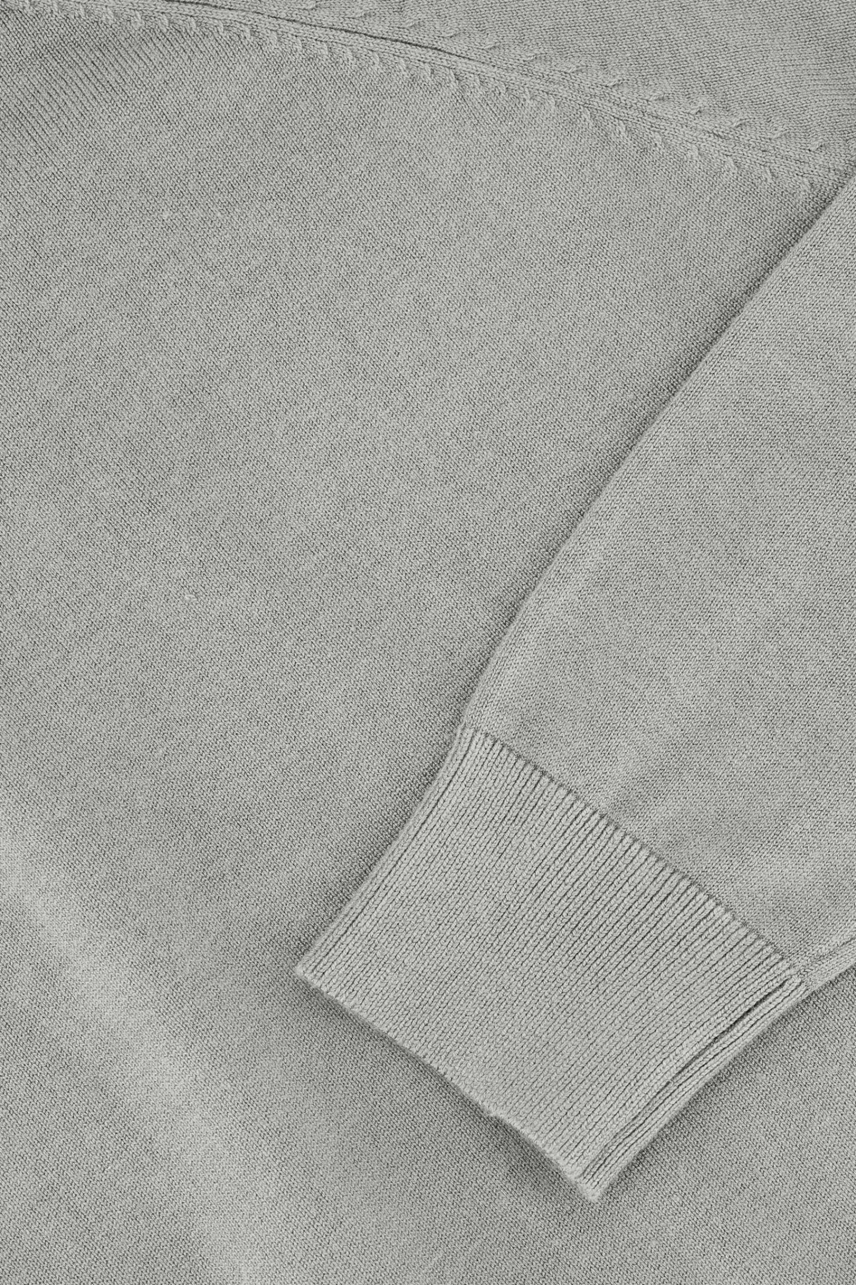 zusss_coltrui_lichtgrijs_2.webp Shop coltrui Truien