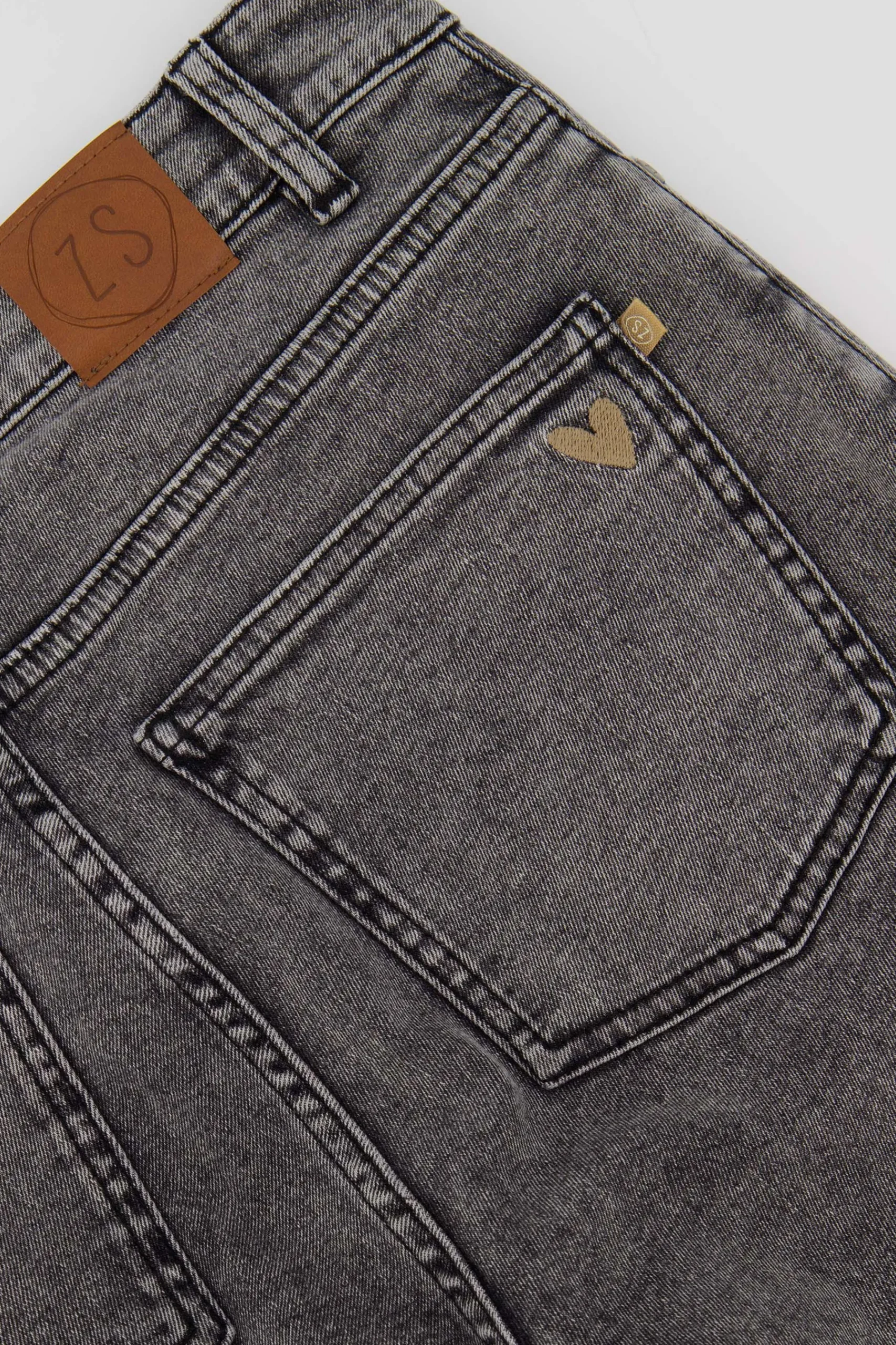 zusss_flared_jeans_grijs_4.webp Flash Sale flared jeans Broeken & Jeans