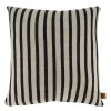 Outlet kussen fijn gebreid streep 45x45cm Kussens