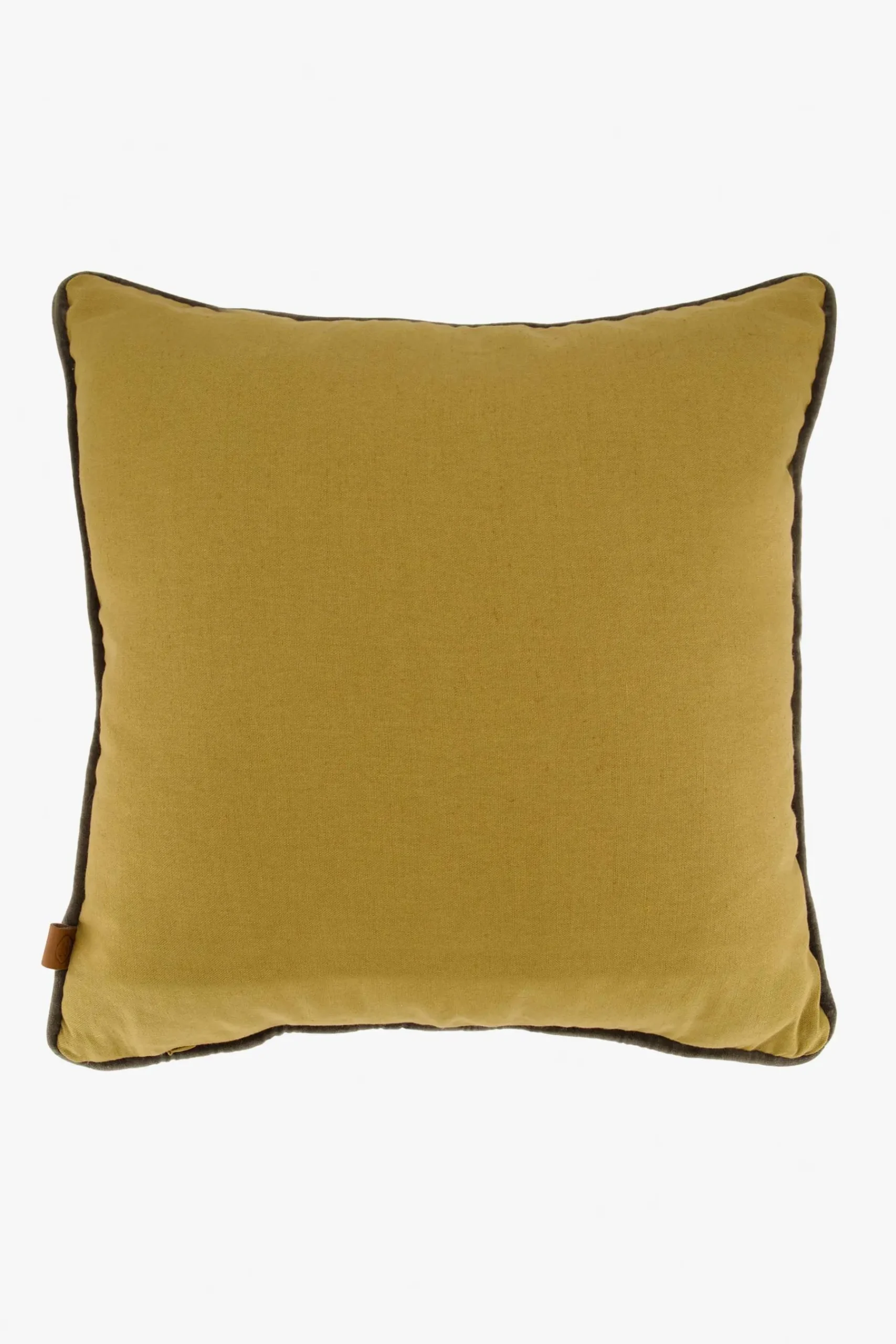 zusss_kussen_ikat_print_xcm_okerecru_1.webp Online kussen ikat print 45x45cm Kussens