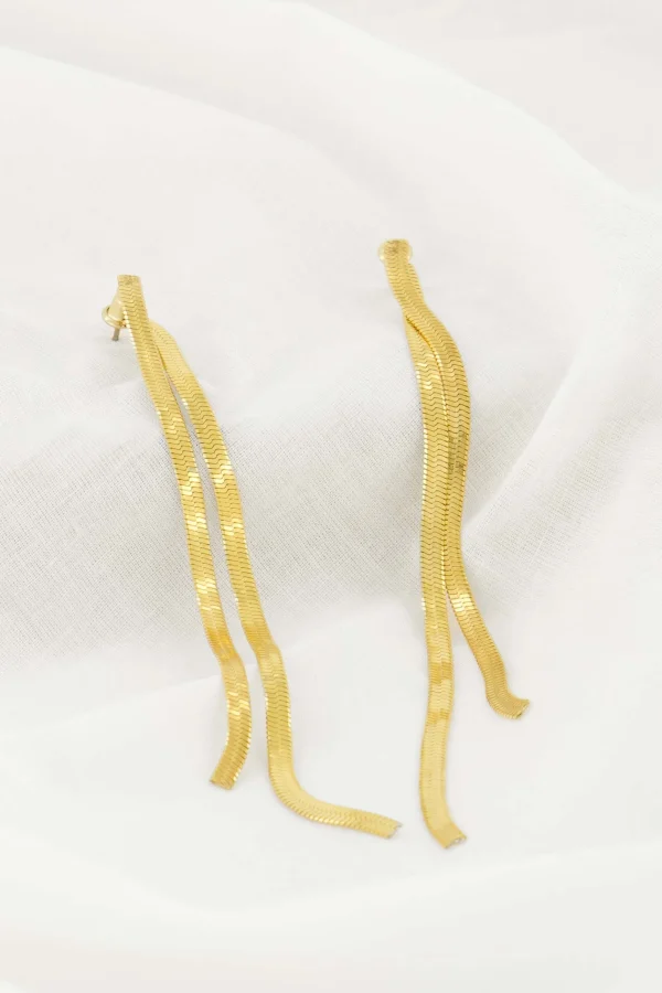 Outlet lange oorbel met visgraat structuur Oorbellen