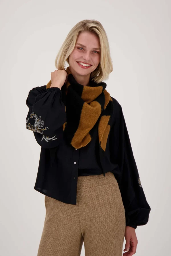 New triangle sjaal met streep Sjaals & Accessoires