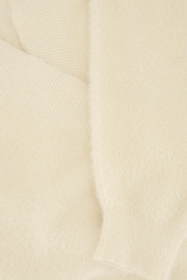 Discount wikkel trui in fluffy garen Truien